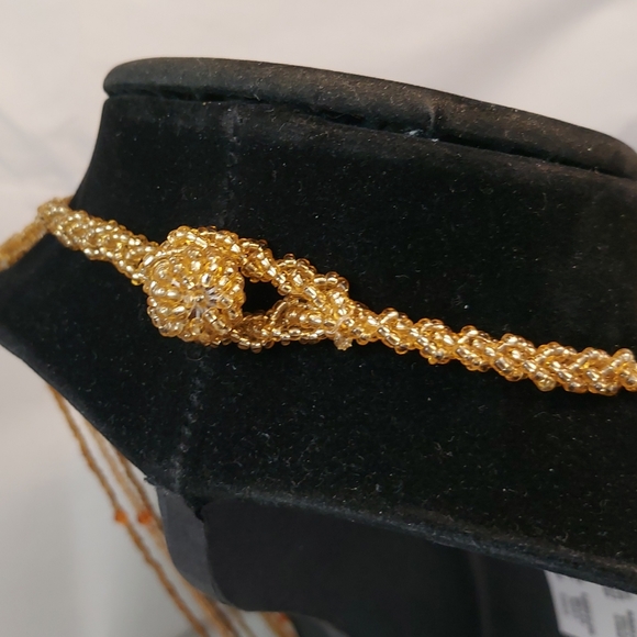 Vtg 32" long 40 strands beaded bib necklace - Picture 10 of 14